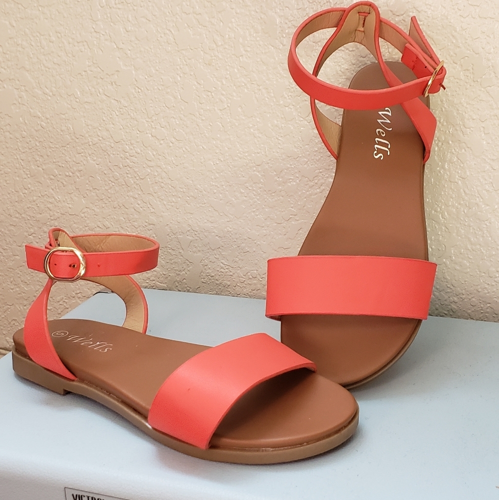 Wells Sandals